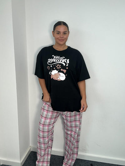 Plus Size Curve Sweet Dreams Graphic T-Shirt & Pink Check Pyjama Set